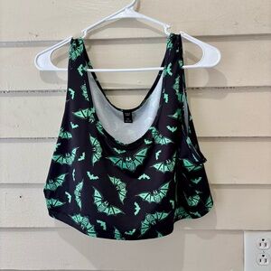 🔥5for$25🔥 SHEIN Curve Plus Size Gothic Bat Print Neon Green & Black Crop Top